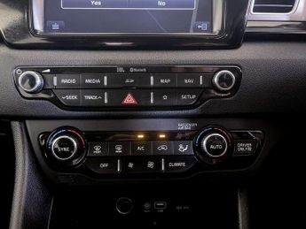 Kia Niro 1.6h GDi 3 DCT Euro 6 (s/s) 5dr ( 16in Alloy)