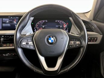 BMW 1 Series 2.0 118d SE (LCP) Auto Euro 6 (s/s) 5dr
