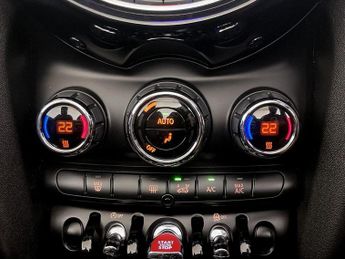 MINI Convertible 1.5 Cooper Euro 6 (s/s) 2dr