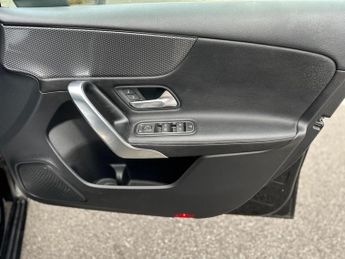 Mercedes-Benz A Class 1.5 A180d Sport 7G-DCT Euro 6 (s/s) 5dr
