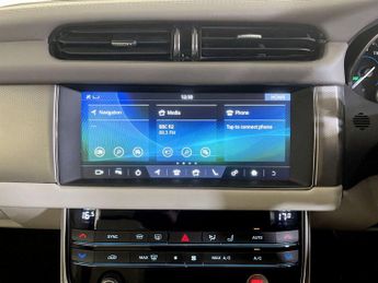 Jaguar XF 2.0i Portfolio Sportbrake Auto Euro 6 (s/s) 5dr