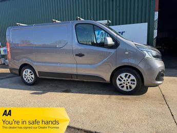 Renault Trafic 2.0 dCi ENERGY 28 Sport SWB Standard Roof Euro 6 (s/s) 5dr