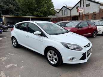 Ford Focus 1.6 Zetec Powershift Euro 5 5dr