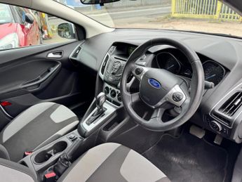 Ford Focus 1.6 Zetec Powershift Euro 5 5dr