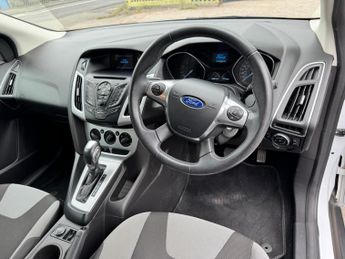 Ford Focus 1.6 Zetec Powershift Euro 5 5dr
