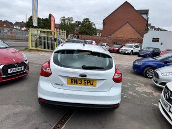 Ford Focus 1.6 Zetec Powershift Euro 5 5dr
