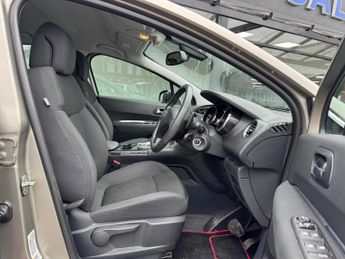 Peugeot 3008 1.6 HDi Active ETG Euro 5 (s/s) 5dr