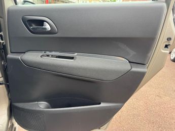 Peugeot 3008 1.6 HDi Active ETG Euro 5 (s/s) 5dr