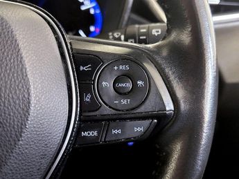Toyota Corolla 1.8 VVT-h Icon Tech CVT Euro 6 (s/s) 5dr