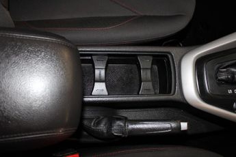 Ford Focus 1.0T EcoBoost Zetec Auto Euro 6 (s/s) 5dr