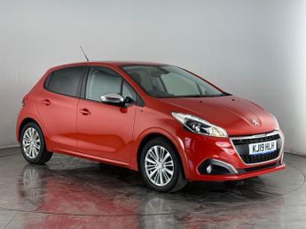 Peugeot 208 1.2 PureTech Signature Euro 6 (s/s) 5dr