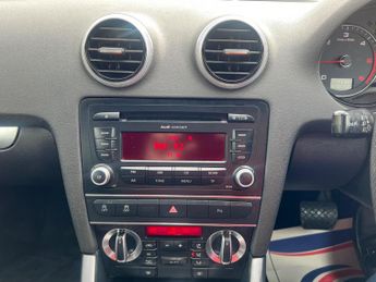 Audi A3 2.0 TDI S line Sportback S Tronic Euro 5 (s/s) 5dr