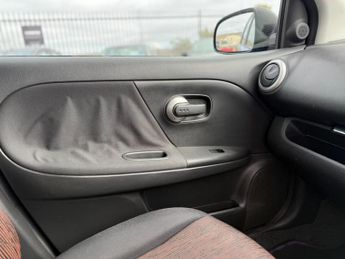 Nissan Note 1.6 16V Acenta Auto Euro 4 5dr