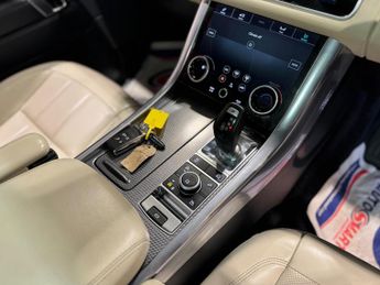 Land Rover Range Rover Velar 2.0 D240 SE Auto 4WD Euro 6 (s/s) 5dr