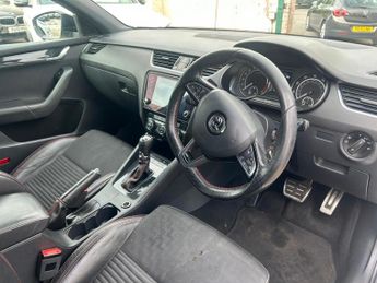 Skoda Octavia 2.0 TDI vRS DSG Euro 6 (s/s) 5dr (SNav)
