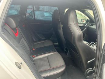 Skoda Octavia 2.0 TDI vRS DSG Euro 6 (s/s) 5dr (SNav)