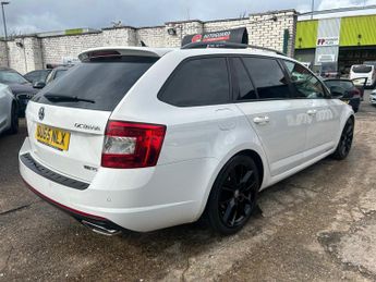 Skoda Octavia 2.0 TDI vRS DSG Euro 6 (s/s) 5dr (SNav)