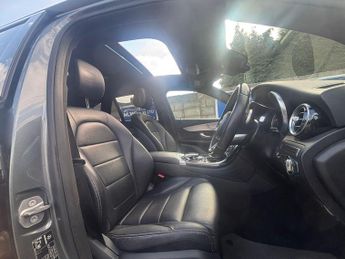 Mercedes-Benz GLC 2.1 GLC220d AMG Line (Premium) G-Tronic 4MATIC Euro 6 (s/s) 5dr