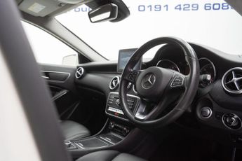 Mercedes-Benz A Class 1.5 A180d Sport (Premium) 7G-DCT Euro 6 (s/s) 5dr