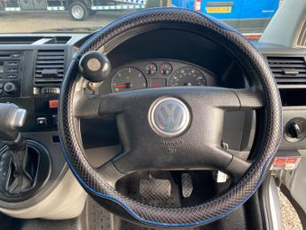 Volkswagen Transporter 2.5 TDi PD T30 FWD L1 4dr