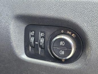 Vauxhall Corsa 1.4 16V SRi Euro 5 5dr