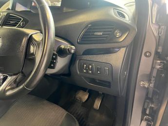 Renault Grand Scenic 1.5 dCi Dynamique TomTom EDC Euro 5 5dr