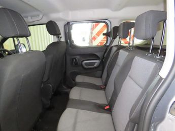 TOYOTA PROACE CITY VERSO L1 ICON