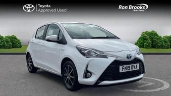 Toyota Yaris 1.5 VVT-h Icon Tech E-CVT Euro 6 (s/s) 5dr