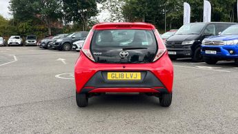 Toyota AYGO 1.0 VVT-i x-play x-shift Euro 6 5dr