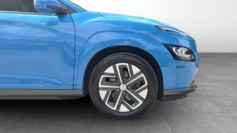 Hyundai KONA 64kWh Premium Auto 5dr (10.5kW Charger)