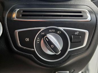 Mercedes-Benz C Class 2.1 C220d AMG Line (Premium Plus) Cabriolet G-Tronic+ Euro 6 (s/