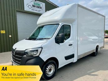 Renault Master 2.3 dCi 35 Business Platform Cab FWD LWB Euro 6 2dr