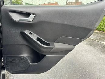 Ford Fiesta 1.0T EcoBoost Titanium Auto Euro 6 (s/s) 5dr