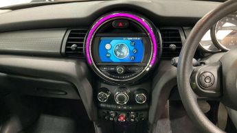 MINI Hatch 1.5 Cooper Classic Steptronic Euro 6 (s/s) 3dr
