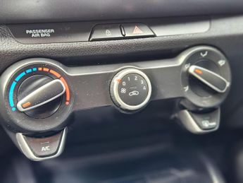 Kia Stonic 1.4 2 Euro 6 (s/s) 5dr