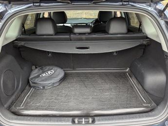 Kia Niro 64kWh First Edition Auto 5dr