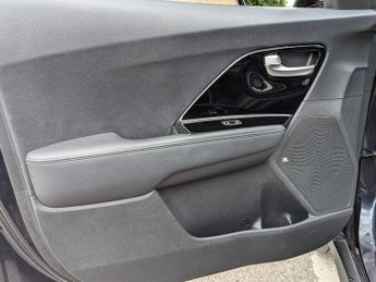 Kia Niro 64kWh First Edition Auto 5dr