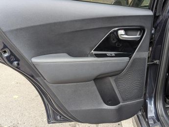 Kia Niro 64kWh First Edition Auto 5dr