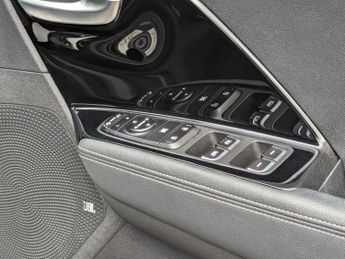 Kia Niro 64kWh First Edition Auto 5dr