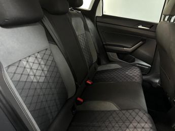 Volkswagen Taigo 1.0 TSI R-Line DSG Euro 6 (s/s) 5dr