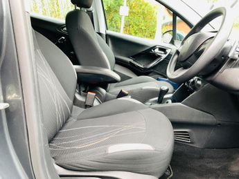 Peugeot 208 1.4 e-HDi Active EGC Euro 5 (s/s) 5dr