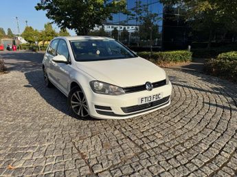 Volkswagen Golf 2.0 TDI BlueMotion Tech SE DSG Euro 5 (s/s) 5dr