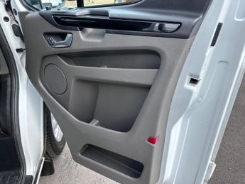 Ford Transit Custom 2.0 300 EcoBlue Limited Auto L1 H1 Euro 6 5dr