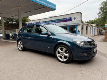 Vauxhall Astra 1.9 CDTi 16v SRi 5dr