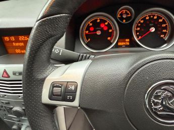 Vauxhall Astra 1.9 CDTi 16v SRi 5dr