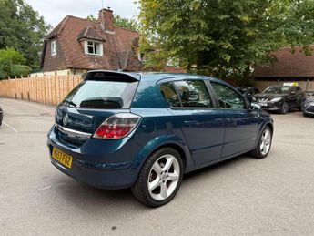 Vauxhall Astra 1.9 CDTi 16v SRi 5dr