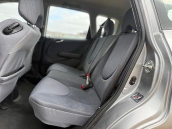 Honda Jazz 1.4 i-DSI SE CVT-7 5dr