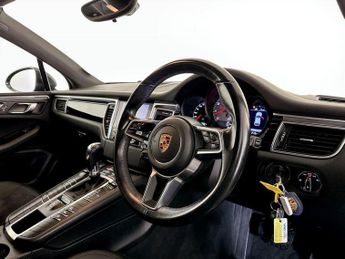 Porsche Macan 3.0 V6 S PDK 4WD Euro 6 (s/s) 5dr