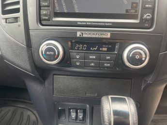Mitsubishi Shogun 3.2 DI-DC Diamond Auto 4WD Euro 4 5dr LWB