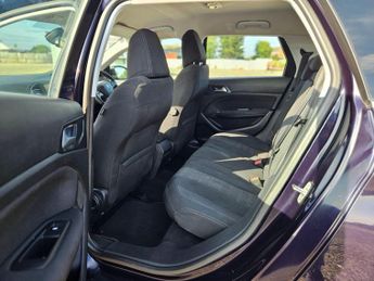 Peugeot 308 SW 1.2 PureTech Allure EAT Euro 6 (s/s) 5dr